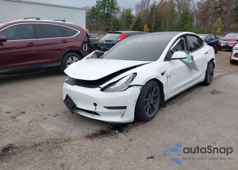 2021 Tesla Model 3 Long Range Dual Motor All-Wheel Drive z USA, uszkodzony, nr VIN 5YJ3E1EB3MF849447